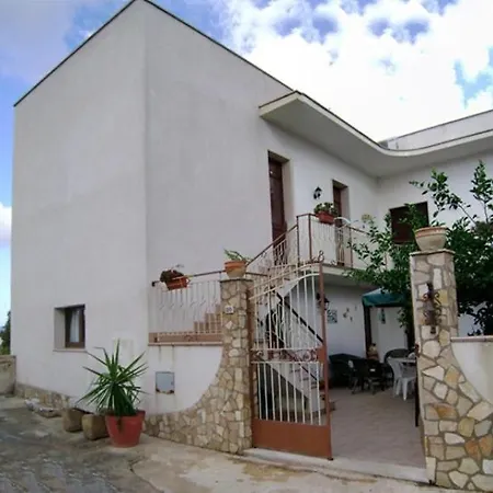 Arcobaleno Bed & Breakfast Custonaci