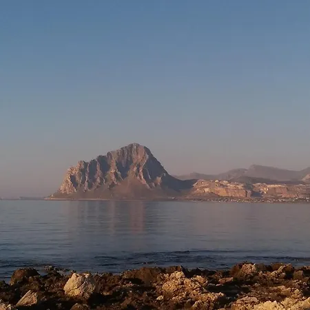 Arcobaleno 3* Custonaci